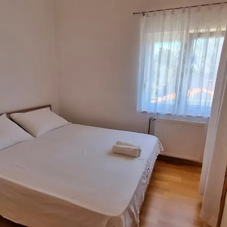 Apartment Stare Duce 6 *