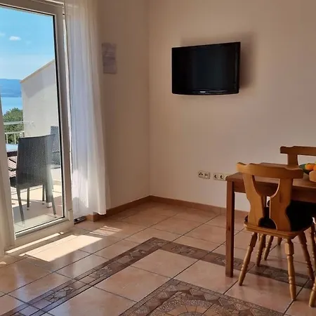 Apartman Stare Duce 6 Omis