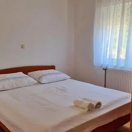 Stare Duce 6 Apartment Omis