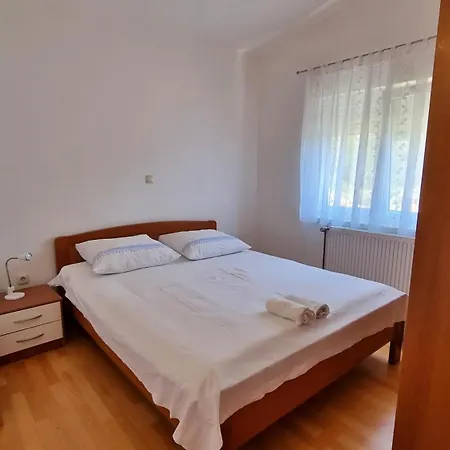 Stare Duce 6 Apartment Omis