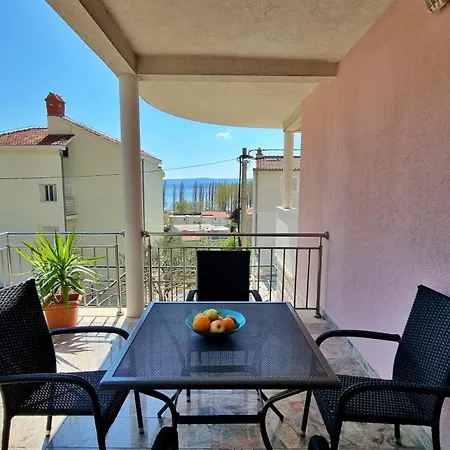 Apartment Stare Duce 6 *